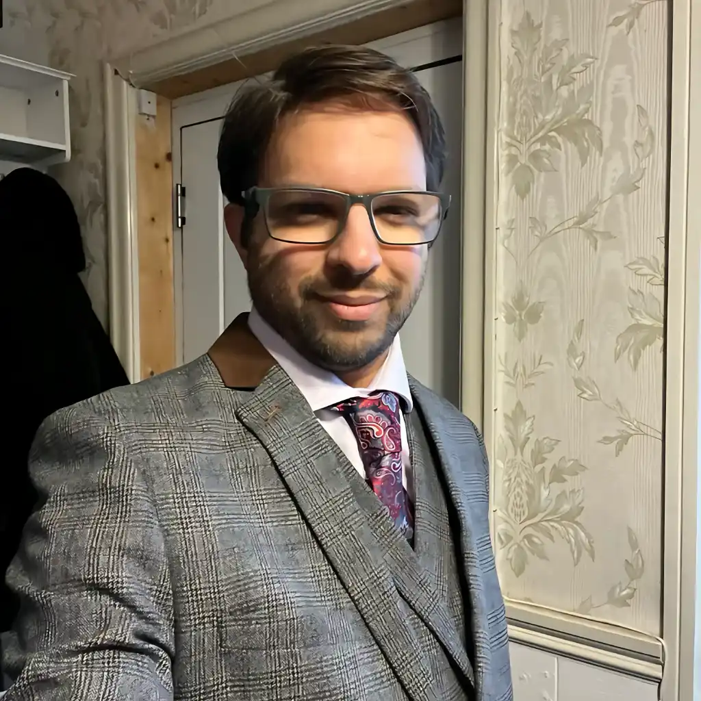 Vaseem Valentine - Founder, Director and CEO of AroundManchester.com